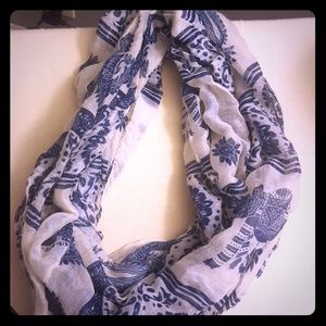 Infinity scarf